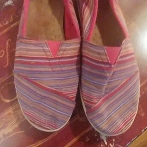 Ladies Sz 12 Toms